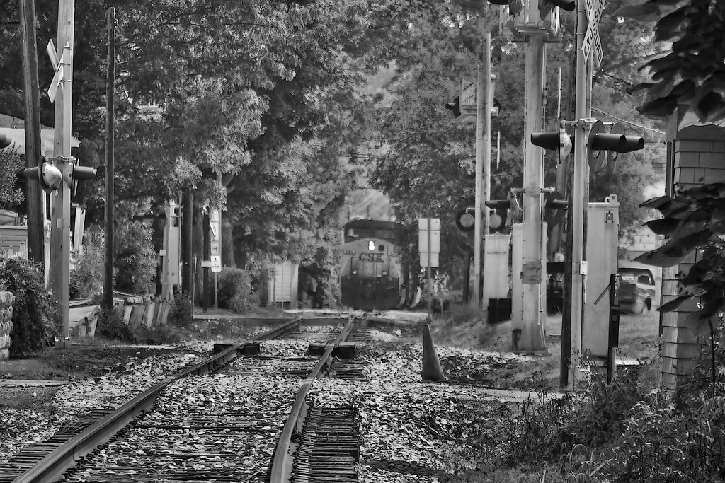 Sistersville, WV Fred Wolfe Flickr