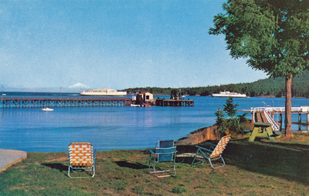 Postcard Galiano Lodge, Galiano Island, BC, c.1960 Flickr