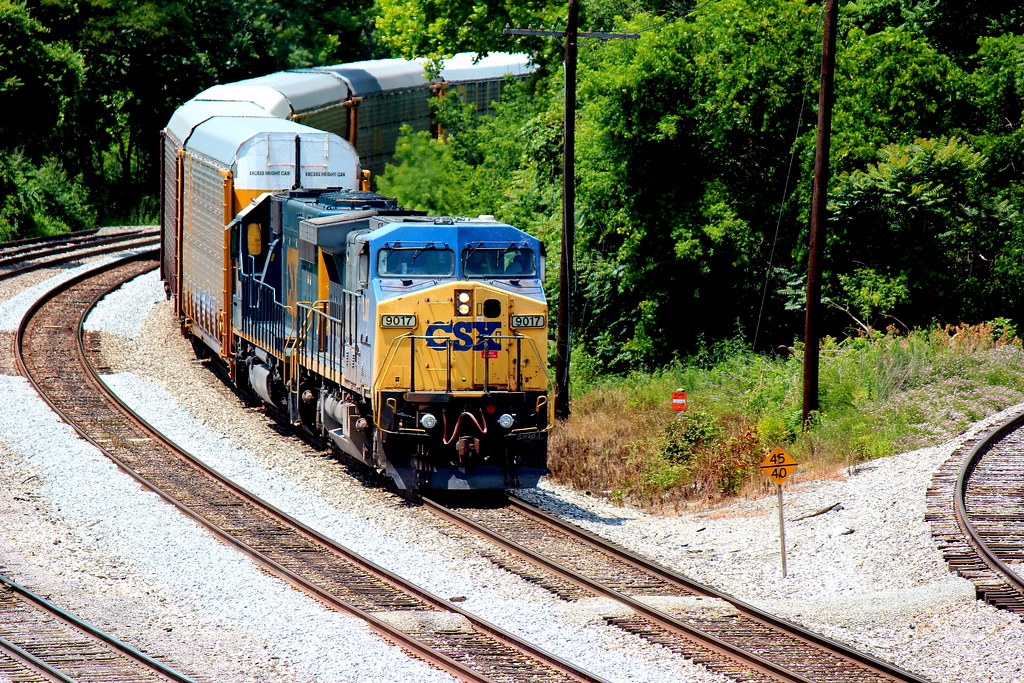 CSX 9017, North Connellsville, PA The third, led by CSX … Flickr