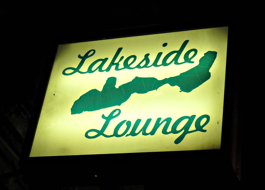 Lakeside Lounge One of my favorite East Village dive bars … Flickr