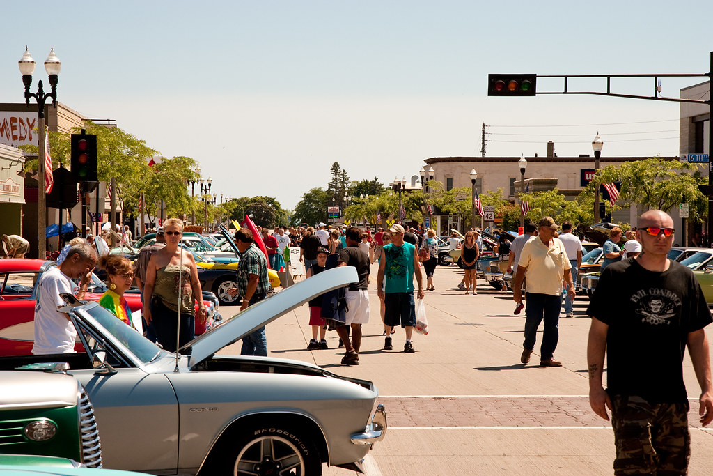 Hot Day in the Cool City Cool City Classic Car Show, Two R… Flickr