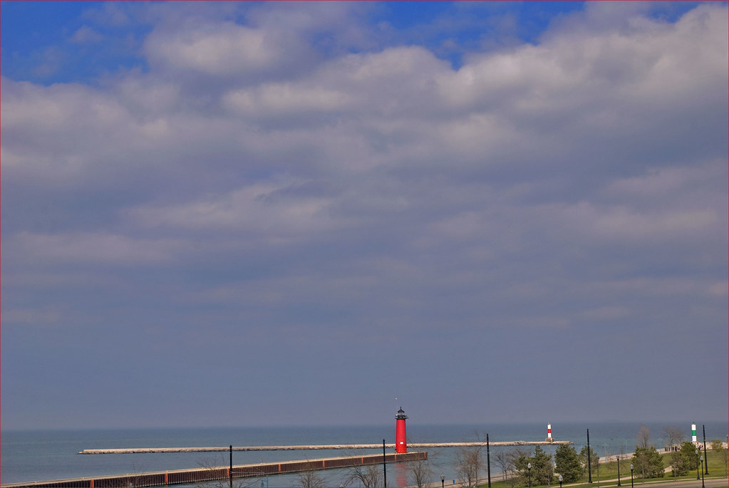 Lake Michigan at Kenosha (WI) Harbor April 2012 Image by R… Flickr