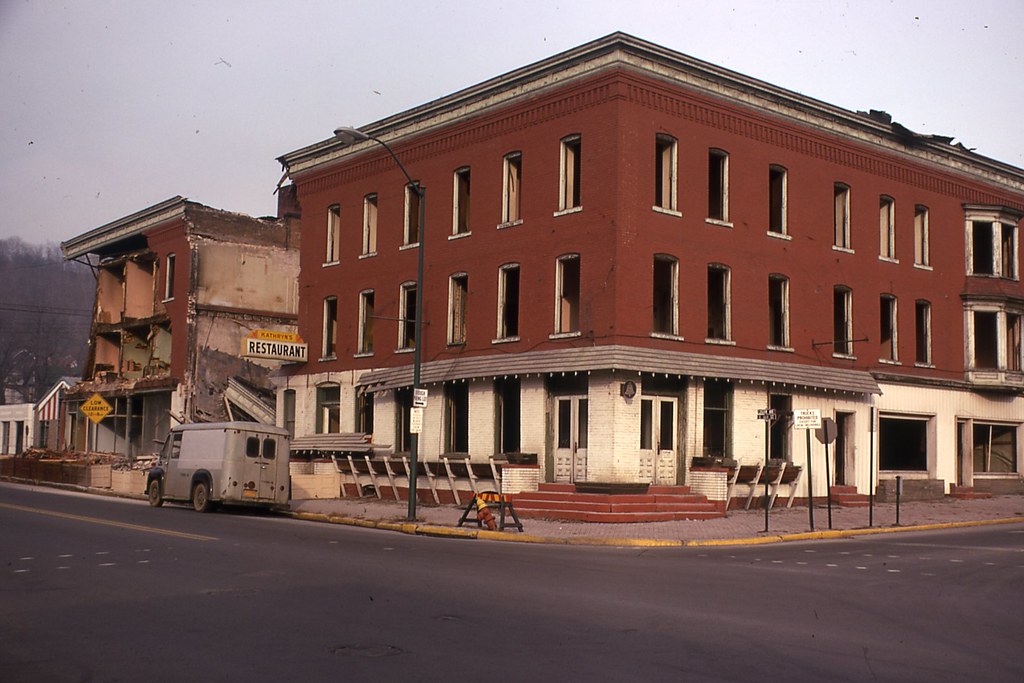 Arlington Hotel Demolition Tyrone, PA Jan '69 This image s… Flickr