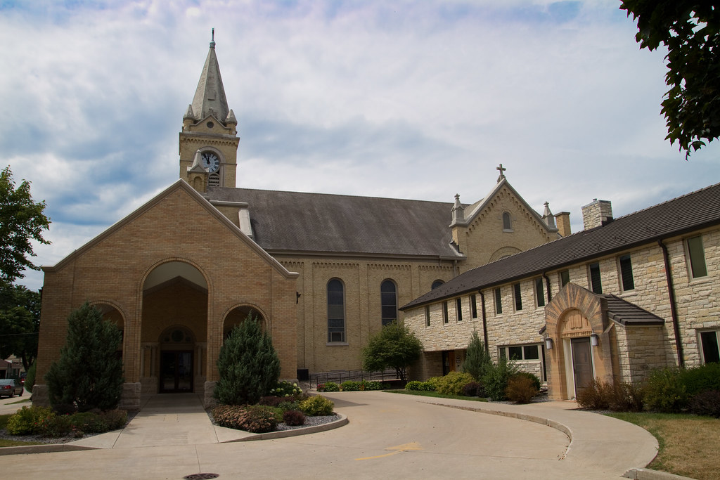 Holy Cross Catholic Church, Kaukauna, WI hij05 Flickr