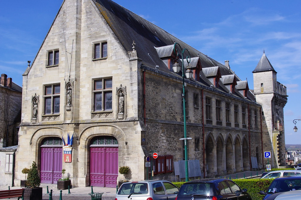 Clermont de l'Oise Hôtel de Ville Clermont de l'Oise H… Flickr
