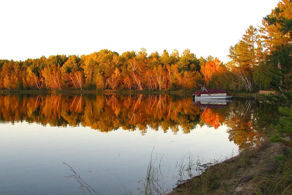 Horse Shoe Lake Horse Shoe Lake. Fall Colors Pontoon Boat rmscott52