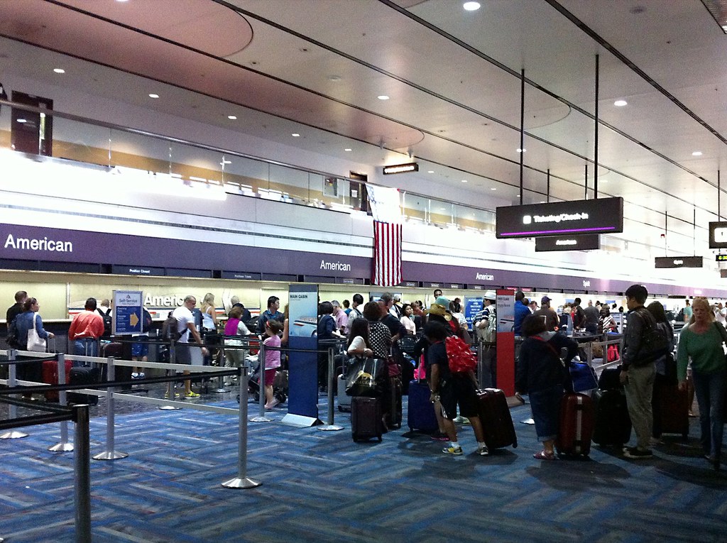 Check In Queue at Las Vegas Airport Photo i053 by Grant Wi… Flickr