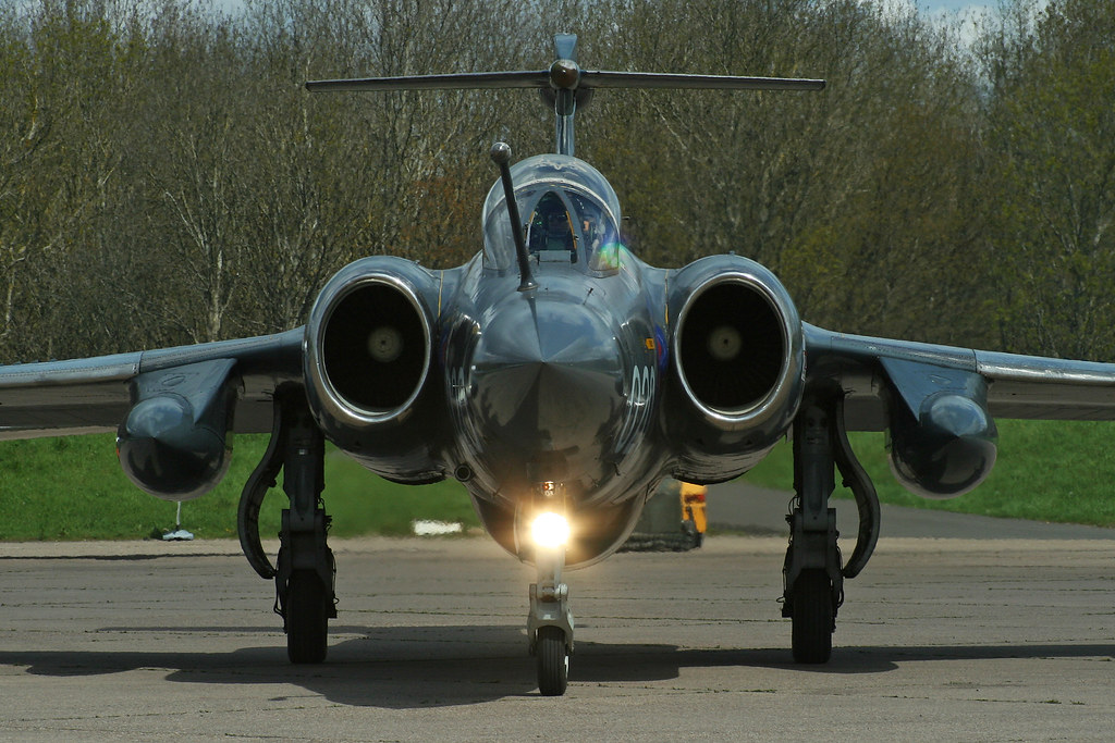 HS Buccaneer S2B 'XX894 / R020' Headon shot. This is an … Flickr