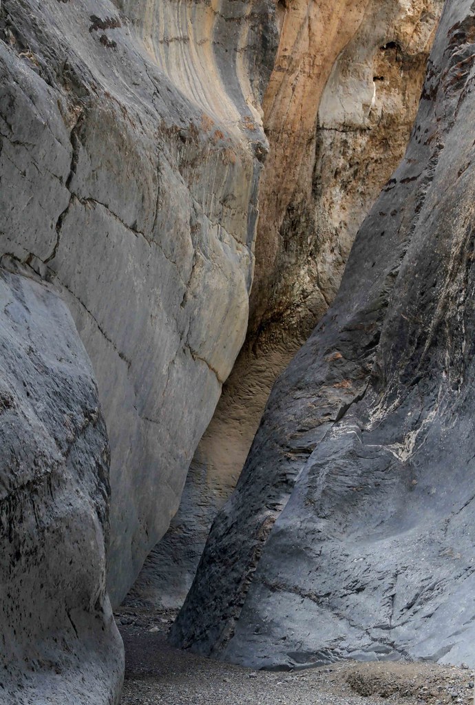 Narrows in Marble Canyon / Death Valley Narrows in Marble … Flickr