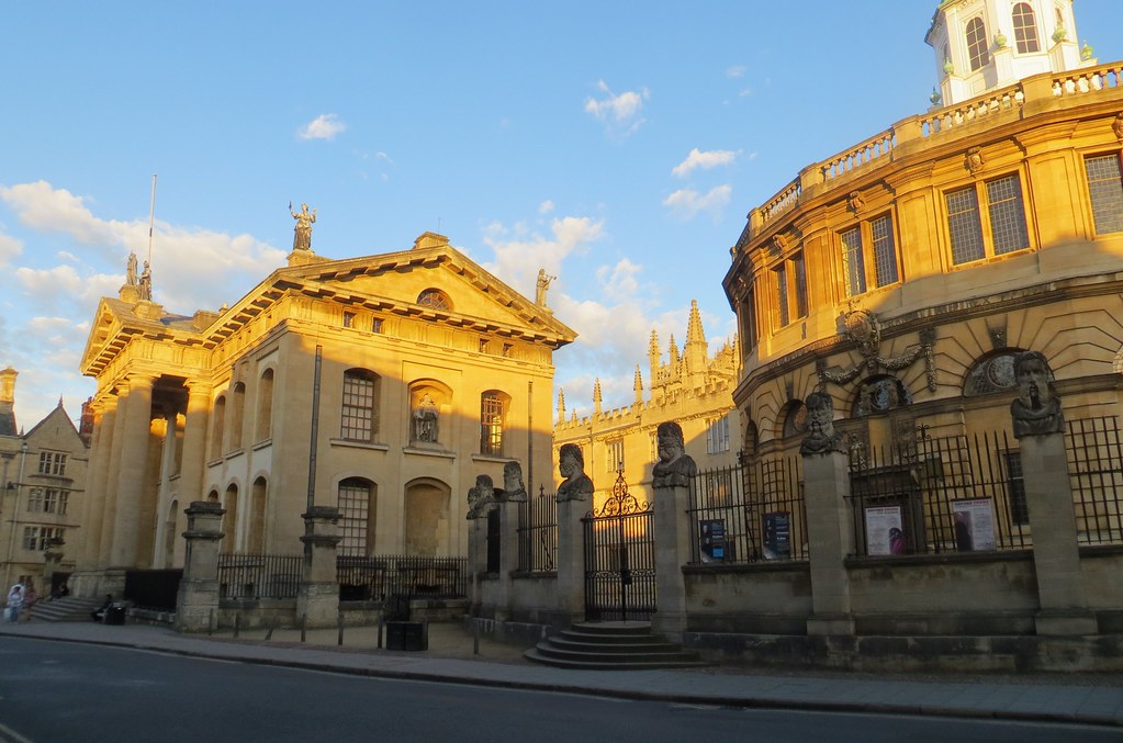 The Clarendon Building (17111715) et Sheldonian Theatre (… Flickr