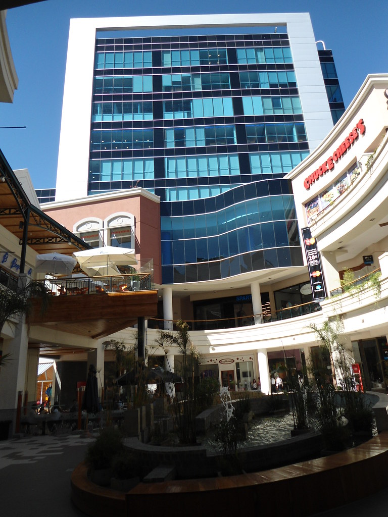 BOULEVARD MARINA ARAUCO, Viña del Mar, Chile 2012 www.meEncantaViajar