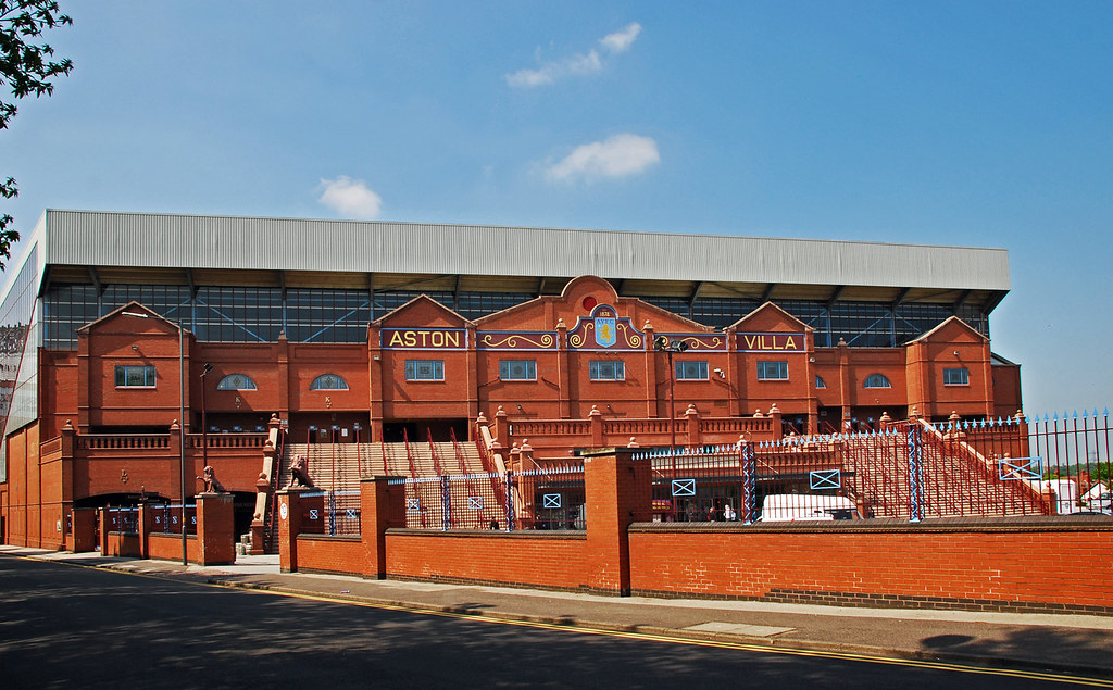 Villa Park, Birmingham UK The Holte End section of Villa P… Flickr