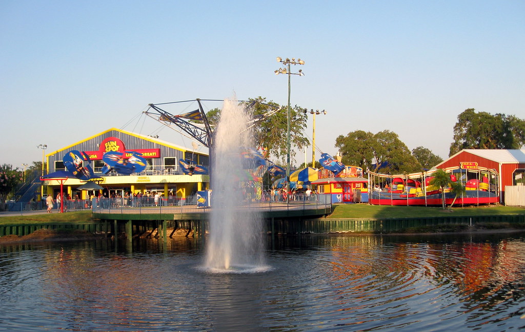 Kissimmee Fun Spot View Across Lagoon (2) Jared Flickr