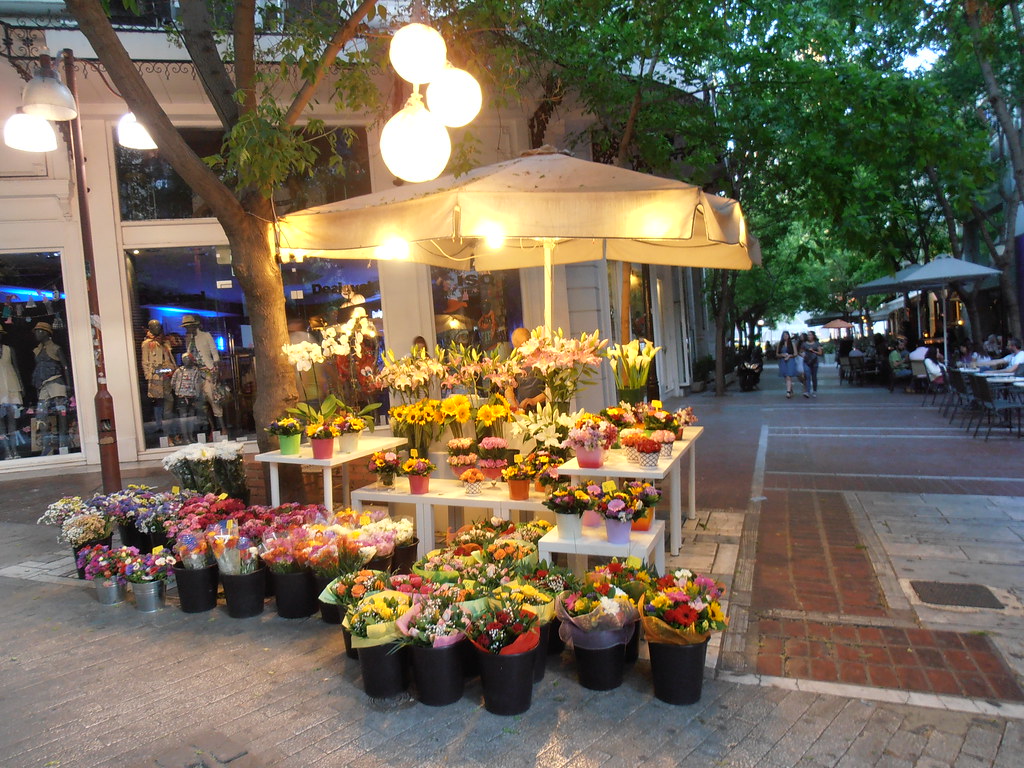 Flowers Flowers for sale in a street at the center of Athe… Flickr