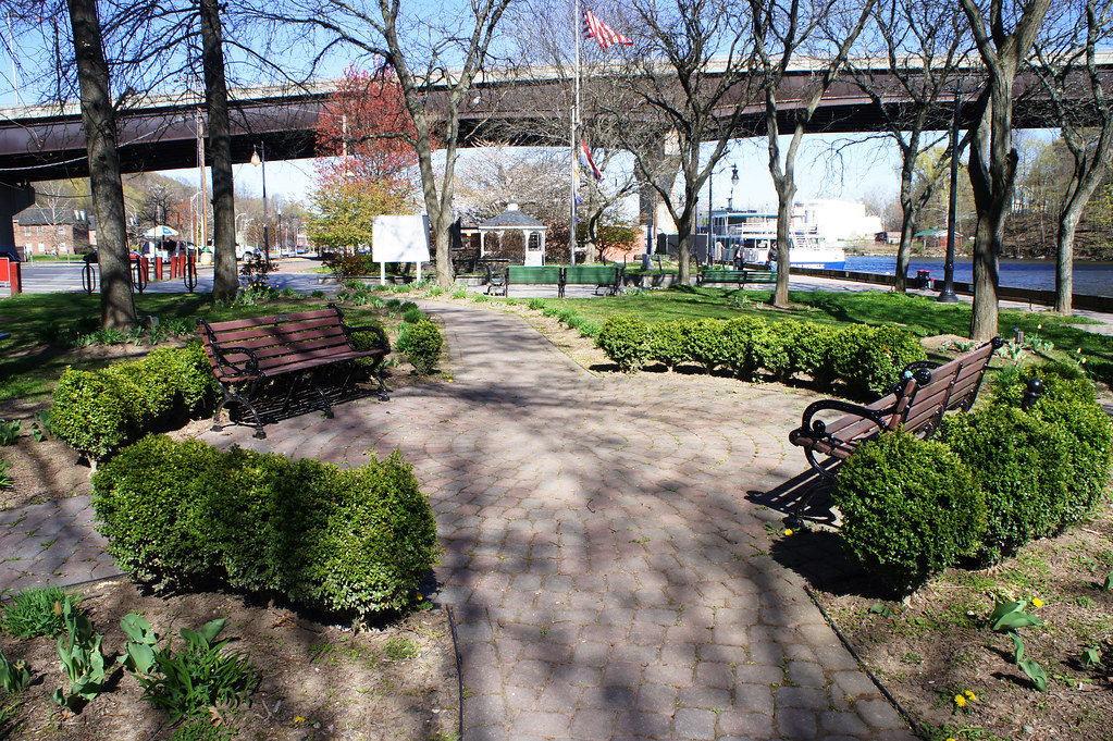 TR Gallo Waterfront Park, City of Kingston, NY a photo on Flickriver
