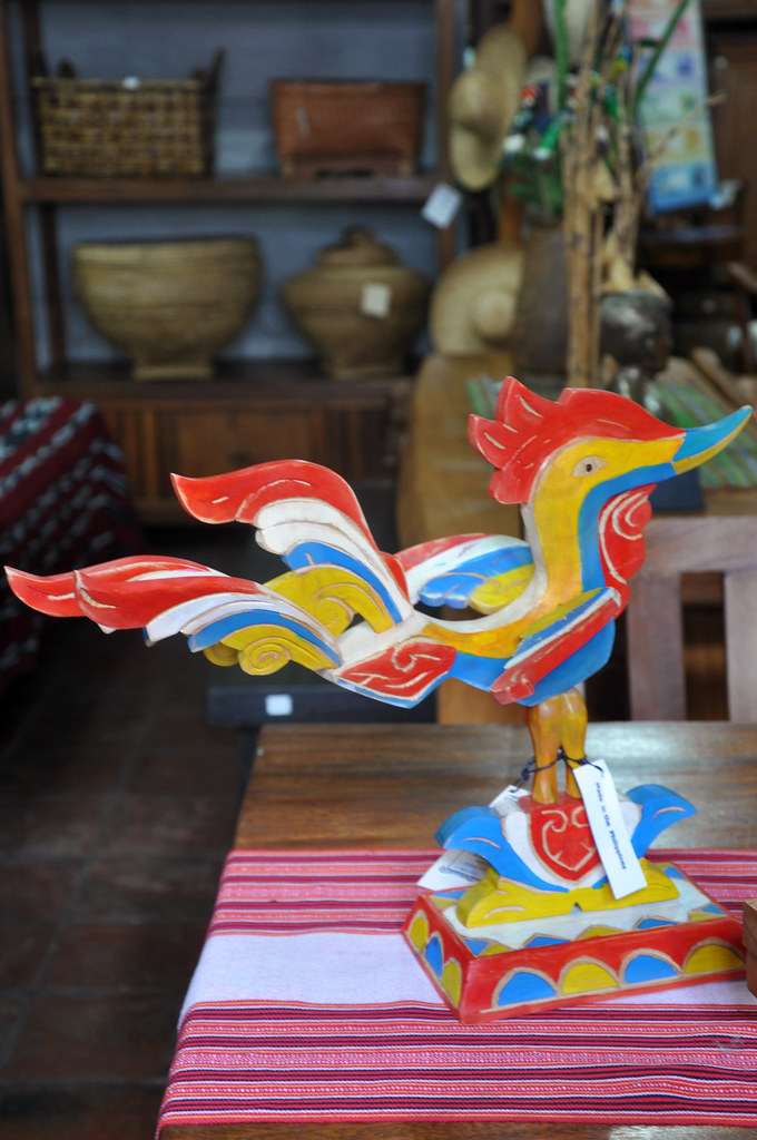 Sarimanok "Artipisyal na ibon", a totem bird of the Marana… Flickr