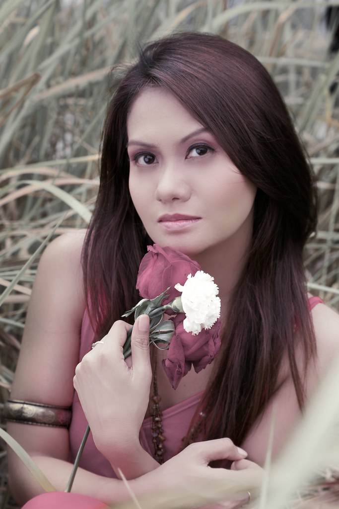 Nensi Sinari Ismail Talent Nensi Sinari Ismail , MUA Asmir… Flickr