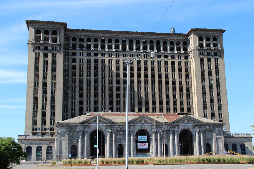 Michigan Central Station (Detroit, Michigan) The Michigan … Flickr