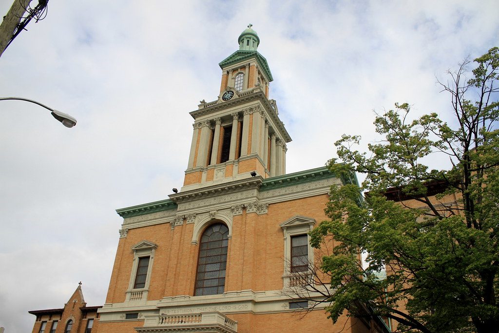 St. Matthias Roman Catholic Church Ridgewood, Queens, New … Flickr