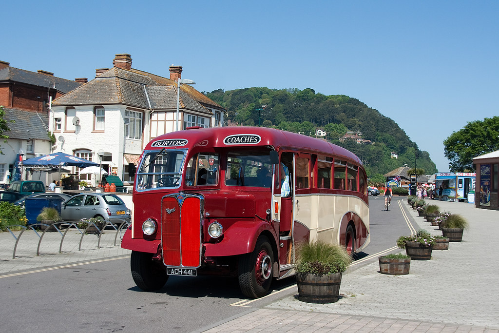 ACH441 Burtons Bus Minehead 26/05/2012 Buses are not usual… Flickr