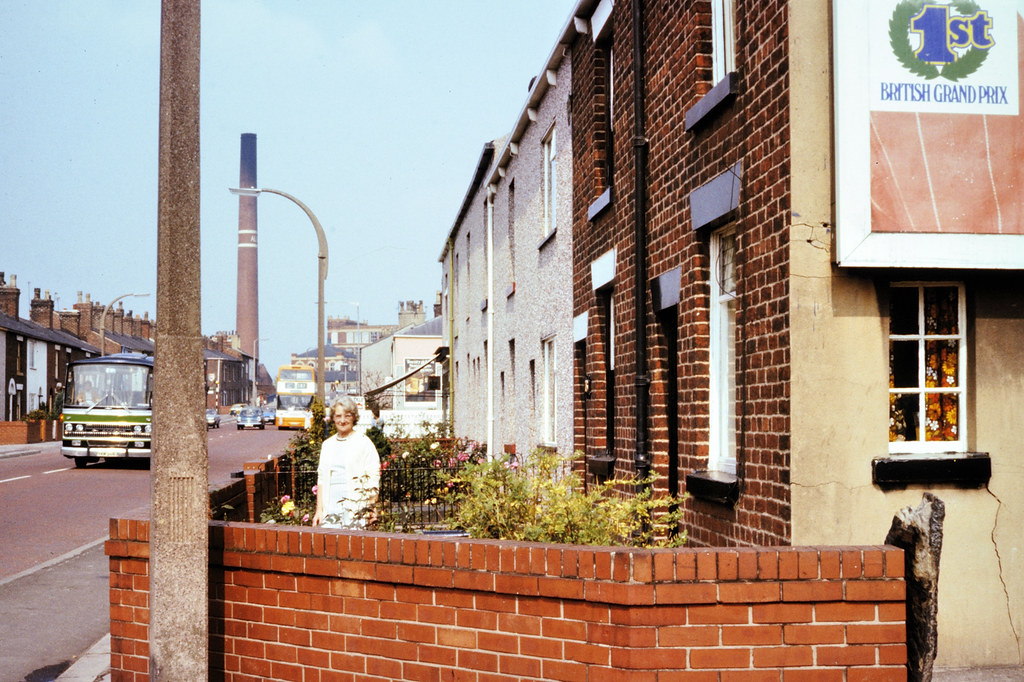 Warrington Road, Leigh, Lancashire, England, 1976. Flickr