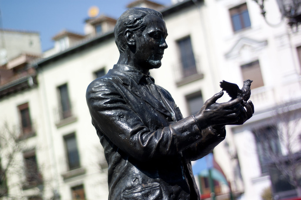 A España famous statue in Madrid. Louiwes Flickr