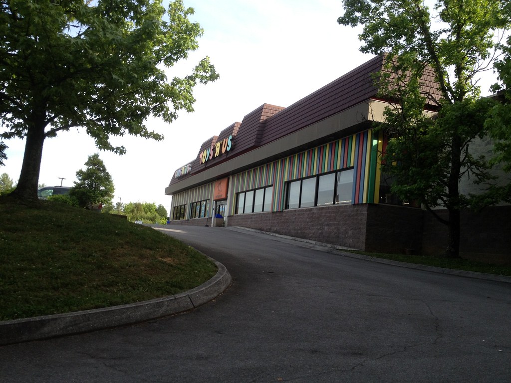 Toys R Us Knoxville Center Knoxville, TN Mike Kalasnik Flickr