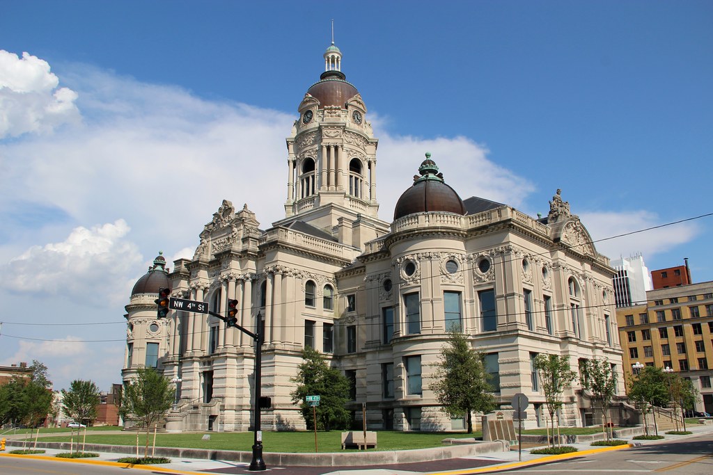 Old Vanderburgh County Courthouse (Evansville, Indiana) a photo on