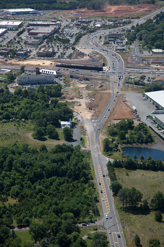 Gainesville Route 29 and Linton Hall Road .(Photo by Trev… Flickr