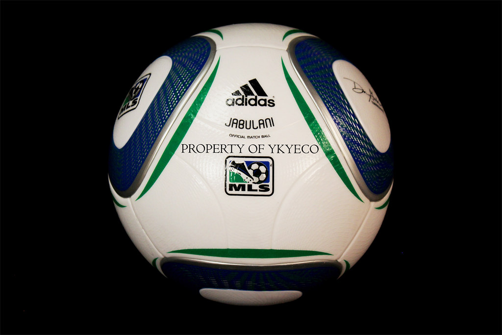 JABULANI MLS 201011 ADIDAS MATCH BALL 01 JABULANI MLS 201… Flickr