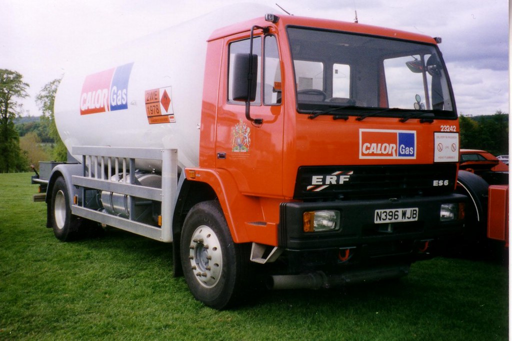 ERF ES6 A Calor Gas tanker which operated in the Edinburgh… Flickr