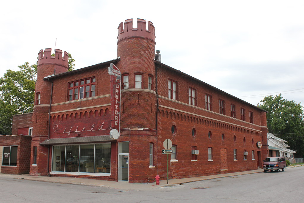 Fifield Furniture (Former Iowa National Guard Armory) Re… Flickr