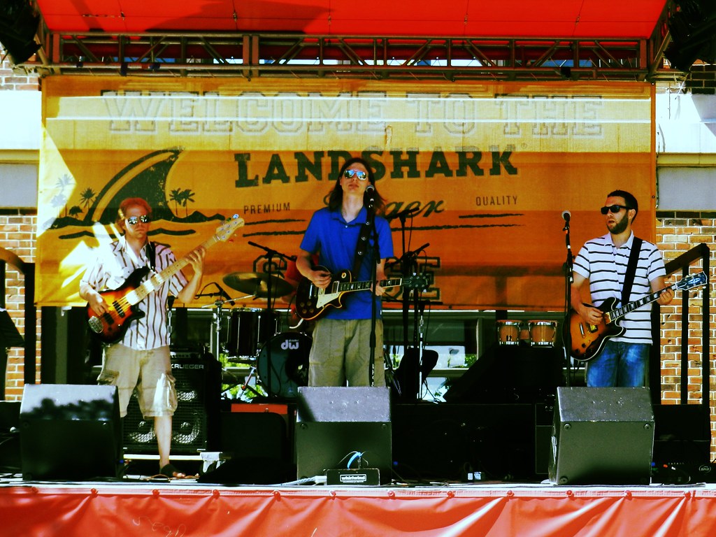 Safe Haven Performs at the Landshark Beer Garden at Navy P… Flickr