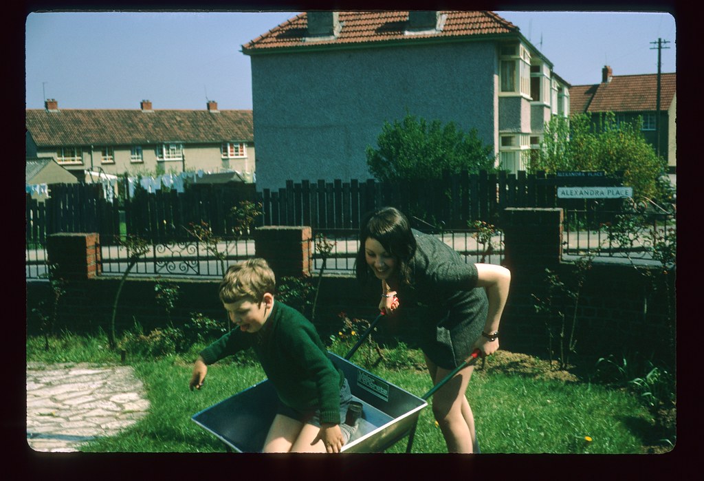 Phil and Paula lark around, 9 Alexandra Gardens, Staple Hi… Flickr