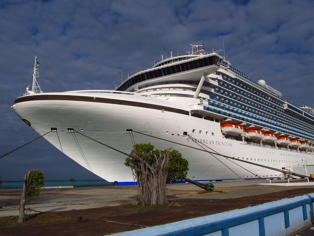 Oranjestad, Aruba Caribbean Princess docked at the