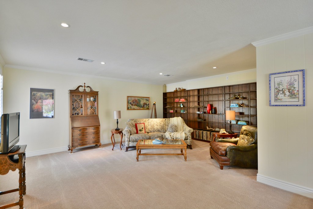 800 Los Molinos Way, Sacramento, CA 95864 Beds 3 Baths… Flickr