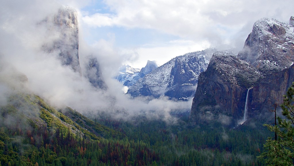Yosemite Weather A study of weather through Yosemite Valle… Flickr