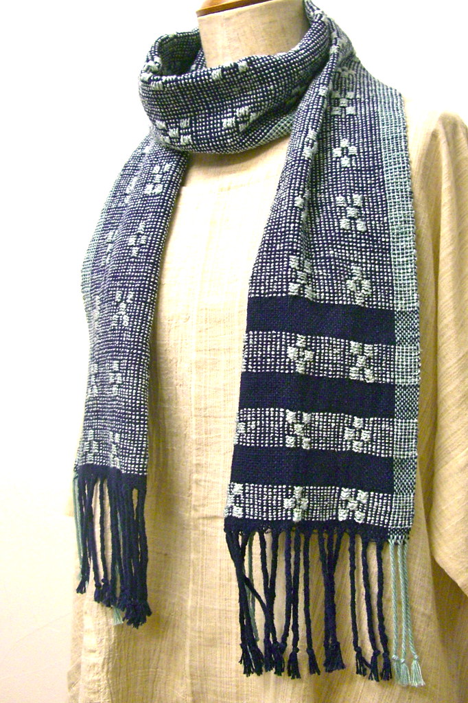 CIMG7374 Barley Corn Weave (Bronson Weave) shawl Silk yarn… Flickr