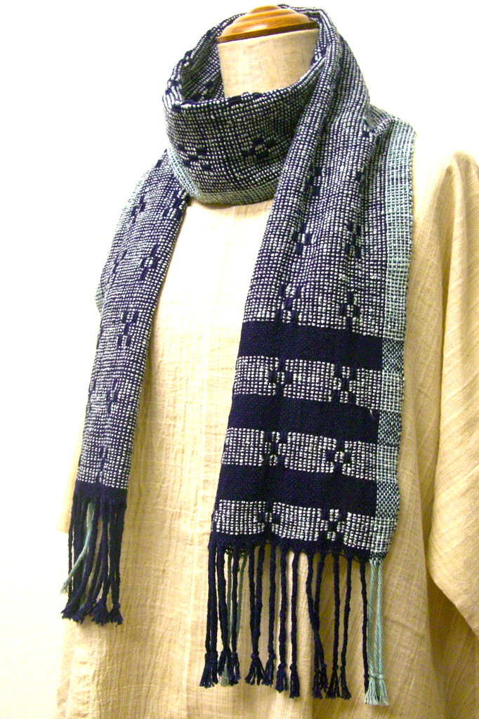 CIMG7375 Barley Corn Weave (Bronson Weave) shawl Silk yarn… Flickr