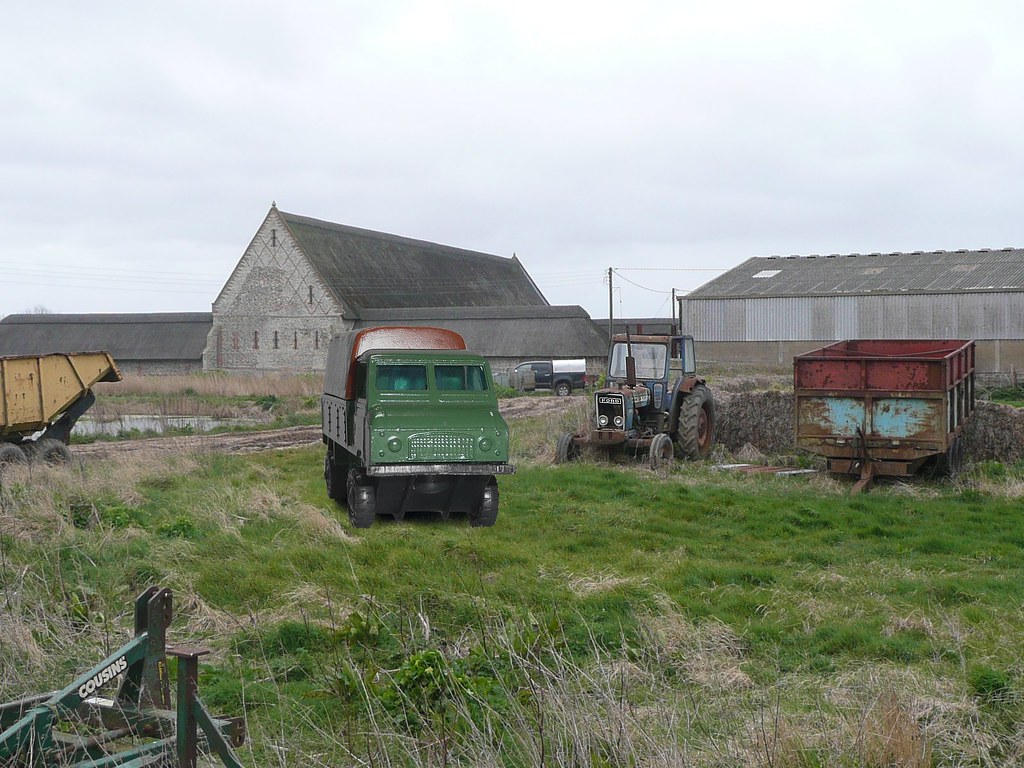 Husky Land Rover FC Model Husky ForwardControl LandRove… Flickr