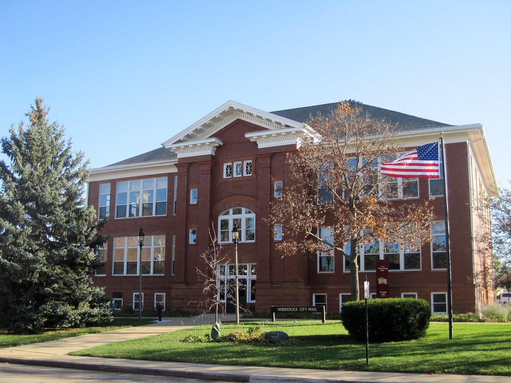 High School Woodstock High School in the Woodstock Square … Flickr