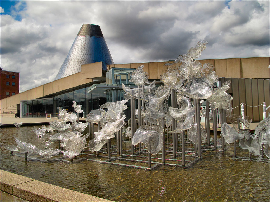 glass museum Washington Raymond Bucko, SJ Flickr