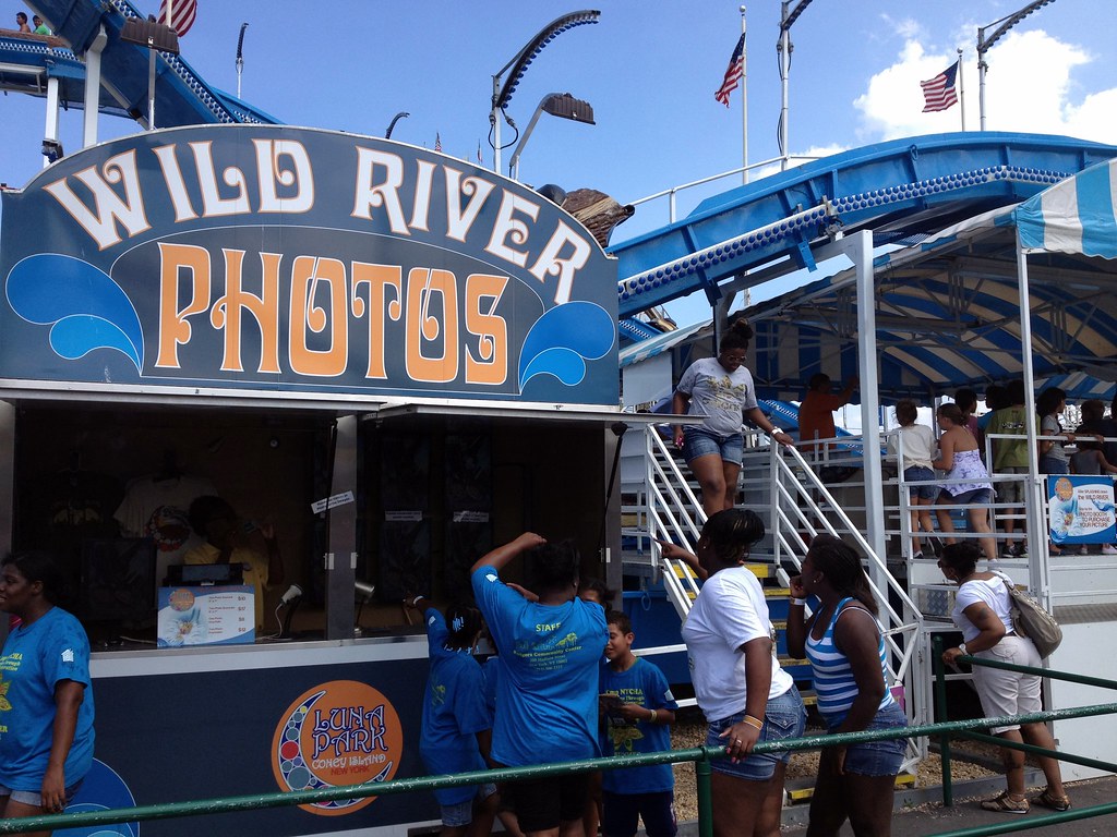 Luna Park's Wild River Luna Park NYC Flickr