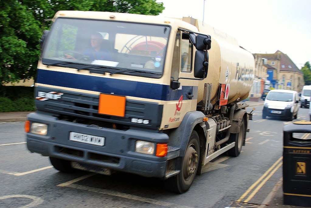 ERF ES6 Fuel Care Tanker lee bristol Flickr