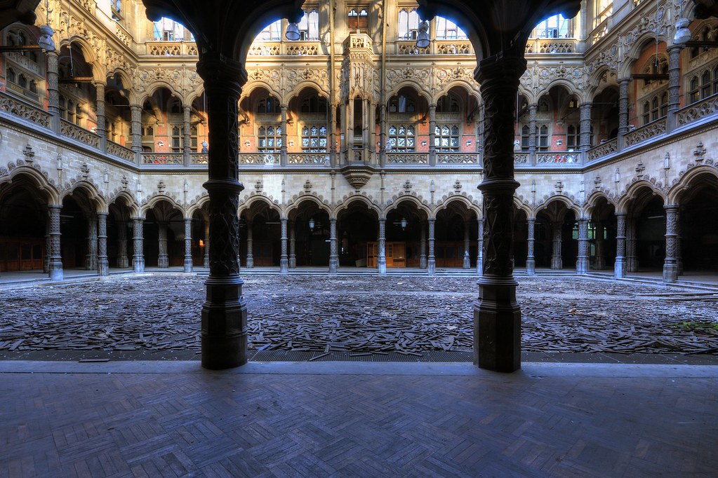 Chambre du Commerce Revisited The first time I visited