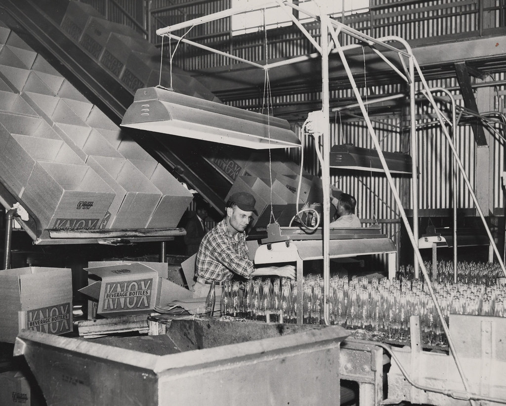 Knox Glass Bottle Company (Knox, Pa.) Subjects Glass Bott… Flickr