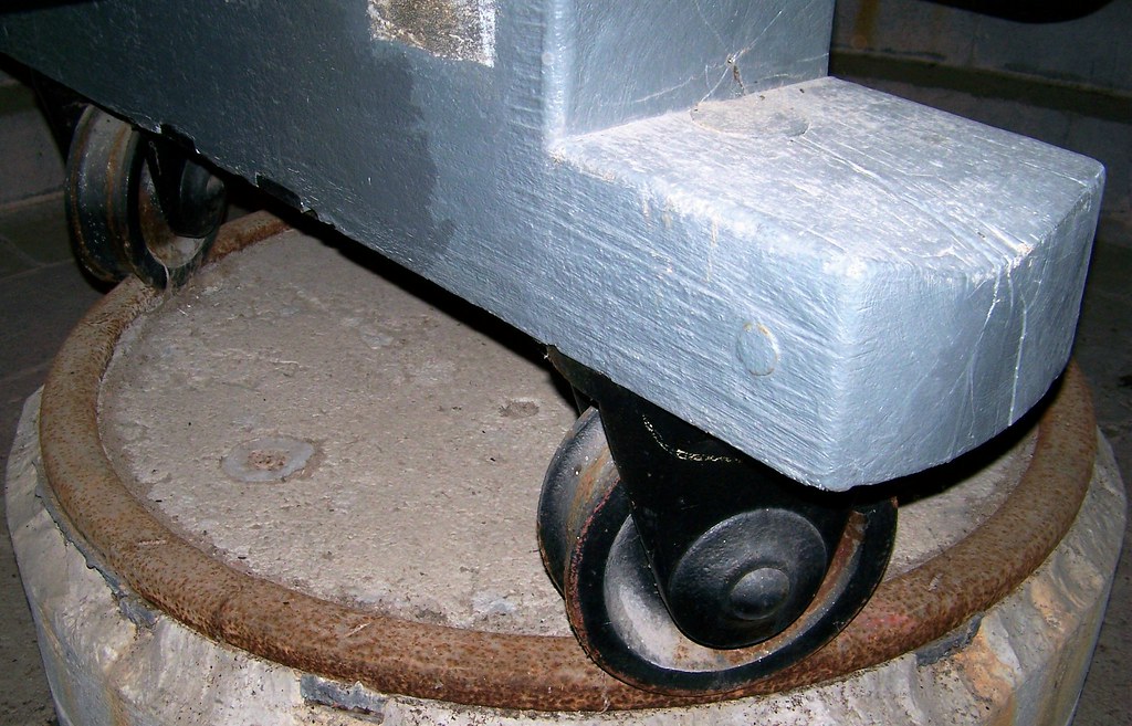 Wheels bearing a rotary cannon Shoal Tower; Kingston, Onta… Flickr