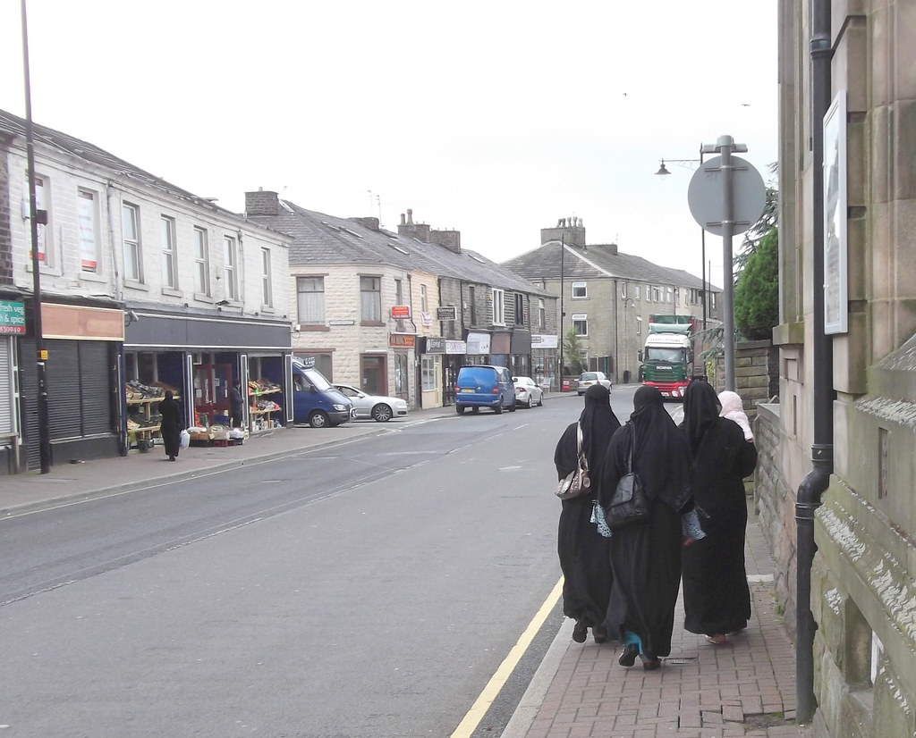 Blackburn Road, Haslingden, Rossendale Grocers Robert Wade (Wadey