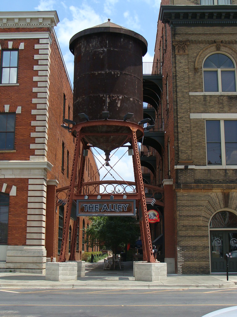 The Alley Water TowerMontgomery, Al. Tallapoosa Street.… Flickr