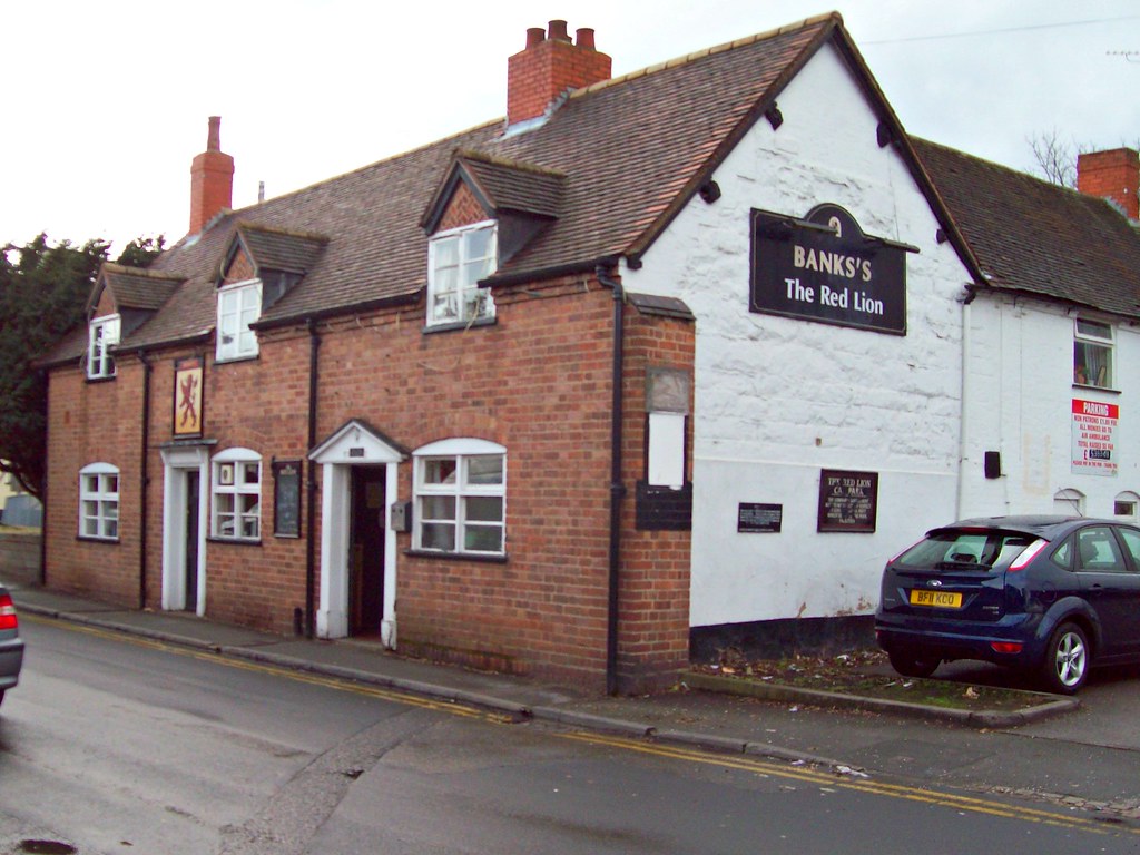 211 The Red Lion, Rugeley The Red Lion, Market Street, Rug… Flickr